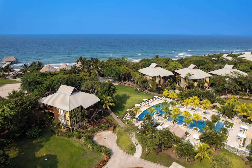 Indura Beach & Golf Resort Curio Collection by Hilton — Tela — photo 3