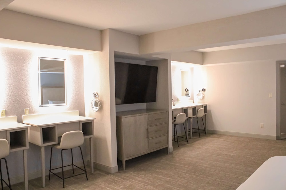 DoubleTree by Hilton Phoenix Mesa - photo 24