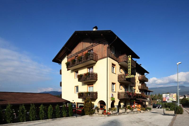 Albergo Bucaneve — Malosco