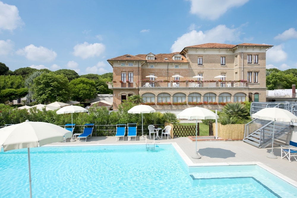 Hotel Stefania — Cesenatico