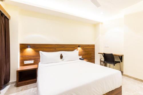 Antlers Hotel Near Borivali Railway Station