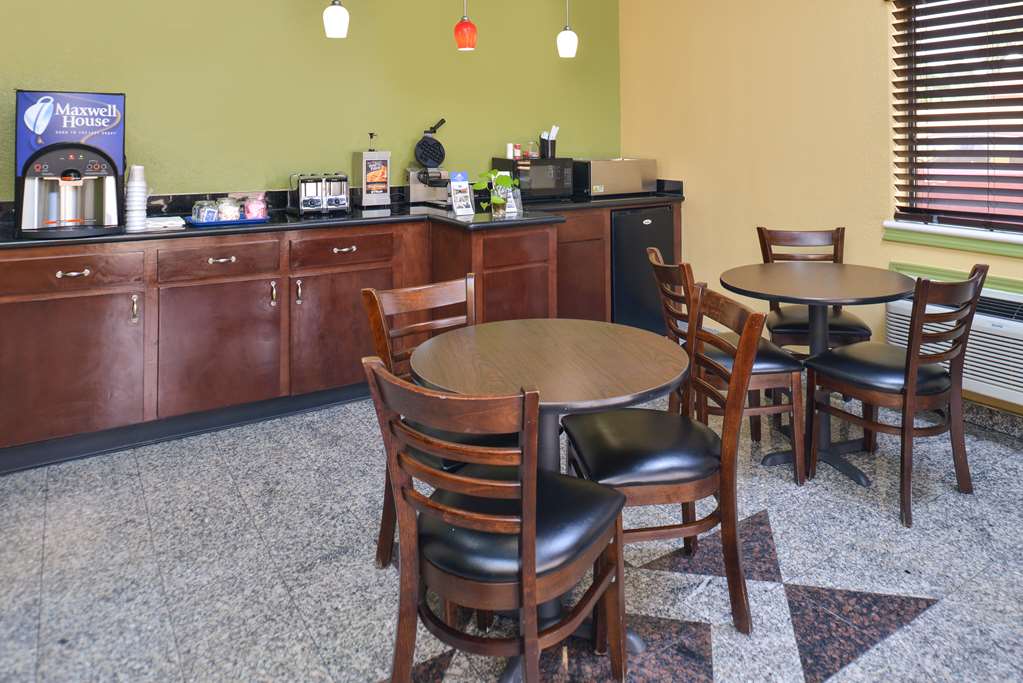 Americas Best Value Inn & Suites Houston Downtown - photo 14