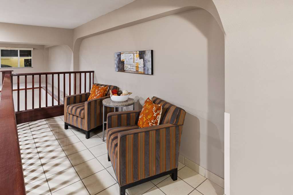 Super 8 by Wyndham Lubbock West - photo 7