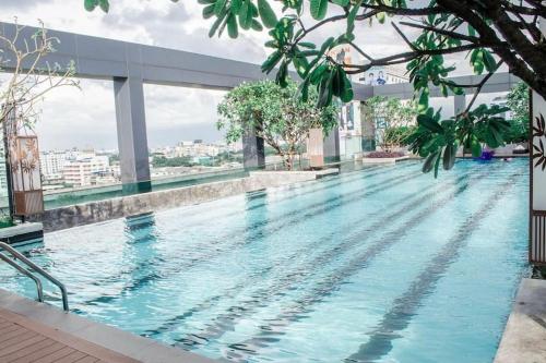 1BHK Apt High floor in Thonglor WiFi Pool Fitness