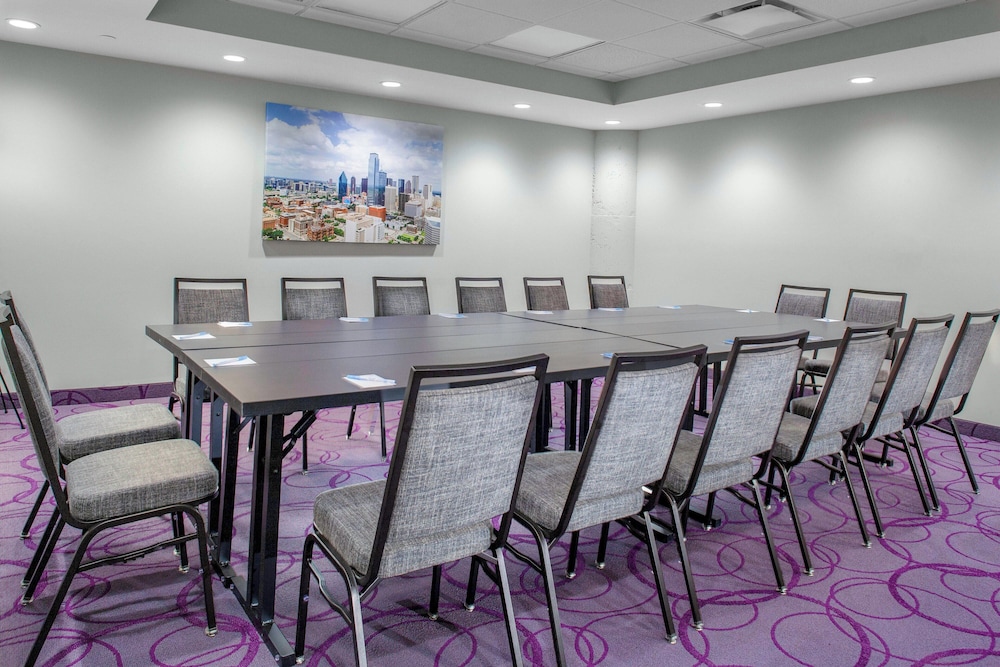 TownePlace Suites by Marriott Dallas Downtown - photo 25