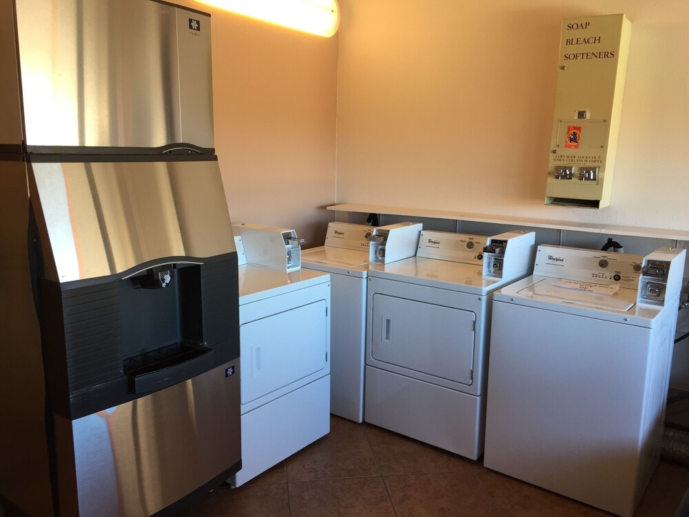 Best Western Plus Saddleback Inn & Conference Center - photo 30