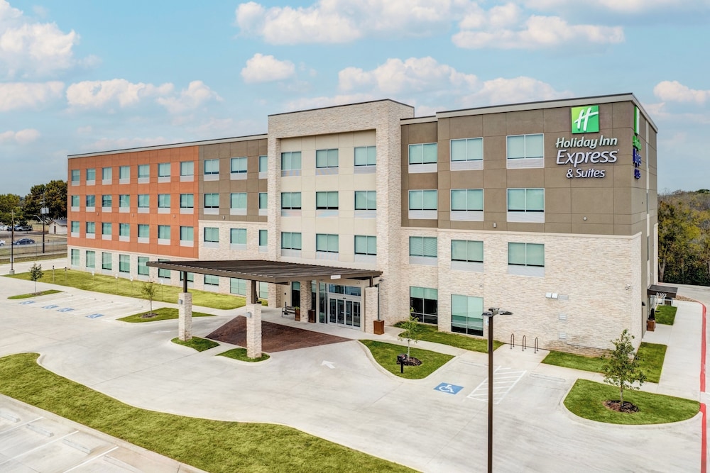 Holiday Inn Express & Suites Austin Airport East by IHG - photo 61