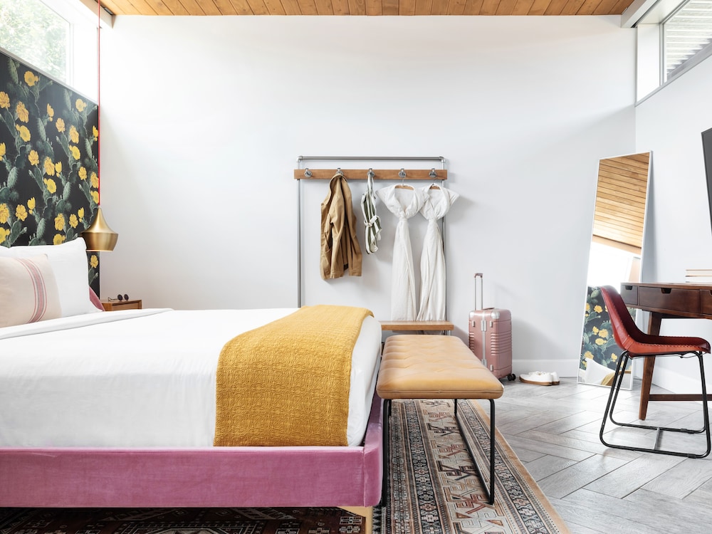 Arrive Palm Springs - photo 4