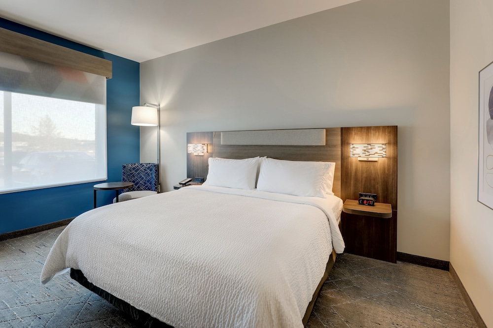 Holiday Inn Express Holly Springs Raleigh Area by IHG - photo 14