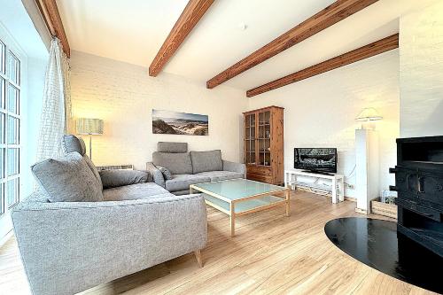 Meisenweg 15 Whg 1 li — 4-Star Luxury Hotel in Kellenhusen, Germany
