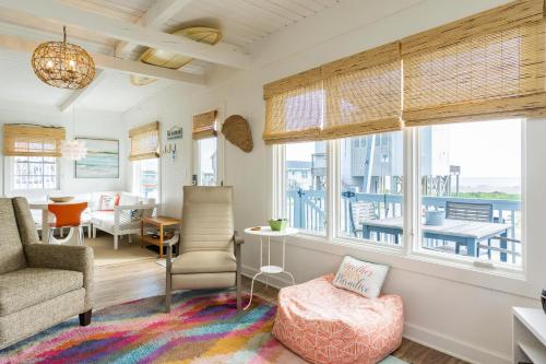 Conch West by Oak Island Accommodations - photo 15