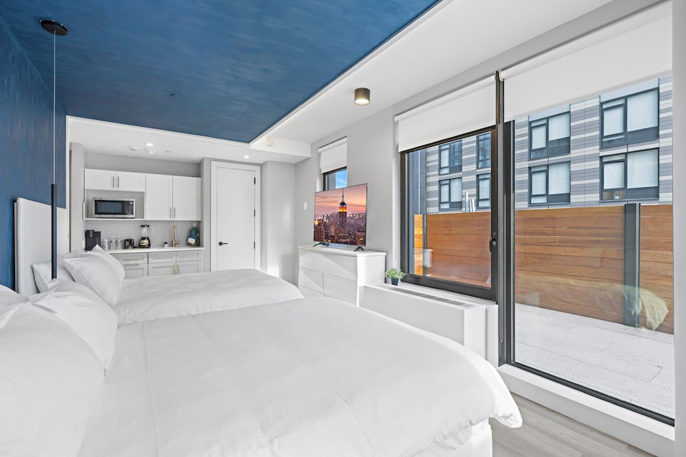 Global Luxury Suites at The Arches - photo 31