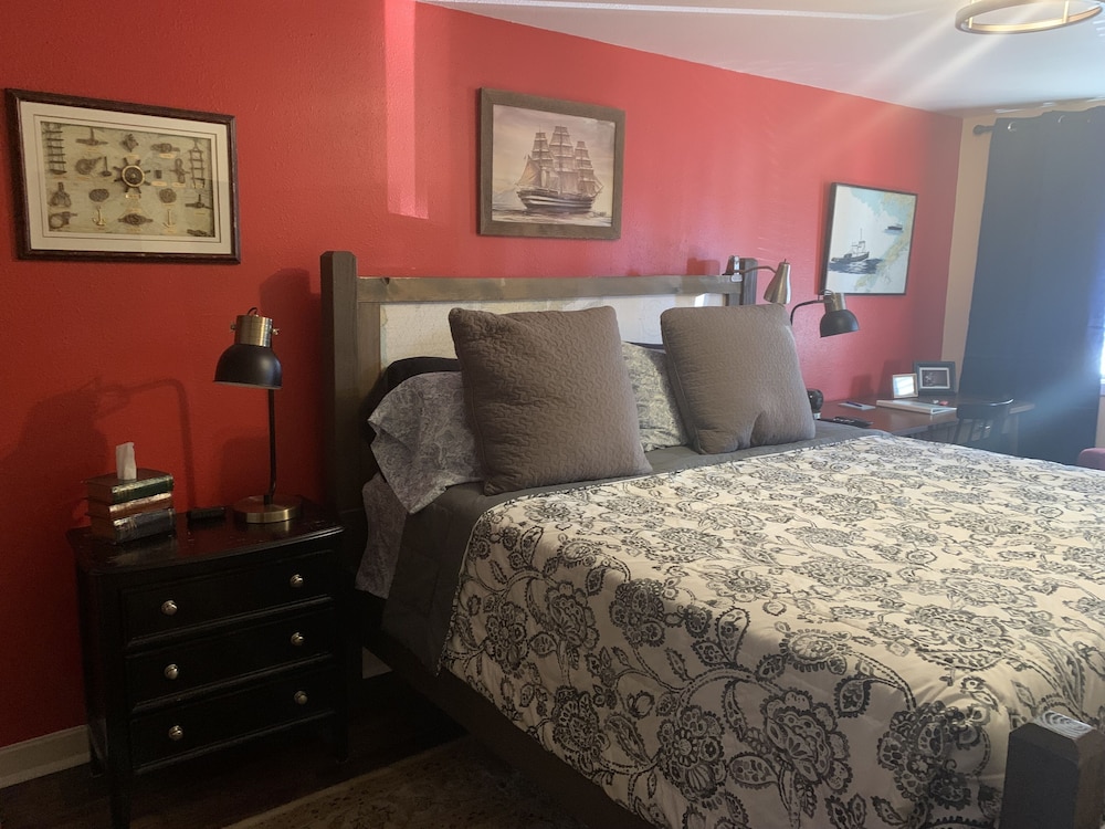 South Jetty Inn - photo 38