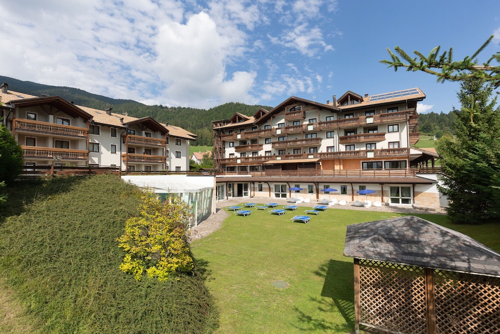 Golf Hotel - carbon neutral hotel in Folgaria