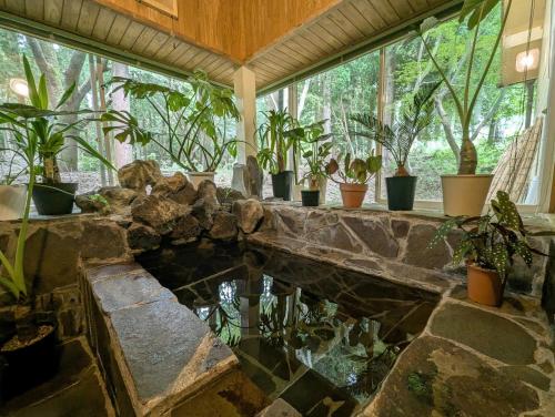 Amrita Lodge 星空に包まれる森の隠れ家 Stay & Retreat — 4-Star Luxury Hotel in Kirishima, Japan