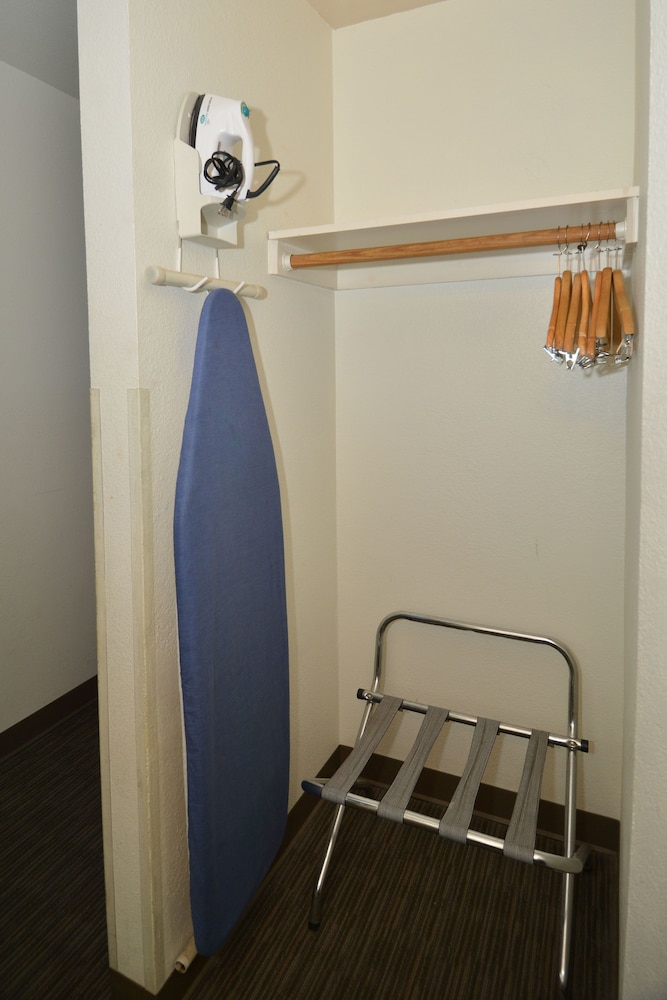 Sunrise Inn Hotel - photo 29
