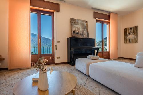 Appartamento Bellavista Lake Como View near the beach — 4-Star Luxury Hotel in Cremia, Italy