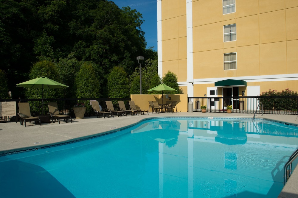 Hampton Inn & Suites Pigeon Forge On The Pkwy - photo 27