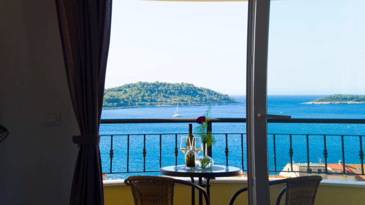A Lovely And Cozy Room with a Breathtaking View — hotel in Vis