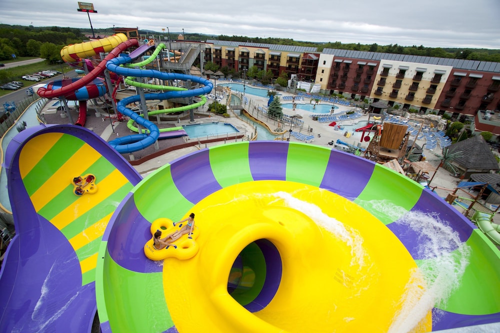 Staybridge Suites Wisconsin Dells Lake Delton by IHG - photo 52