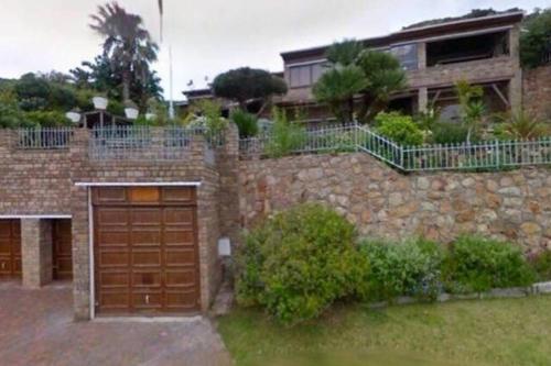 Seaside Villa in Fishhoek — 4-Star Luxury Hotel in Cape Town, South Africa