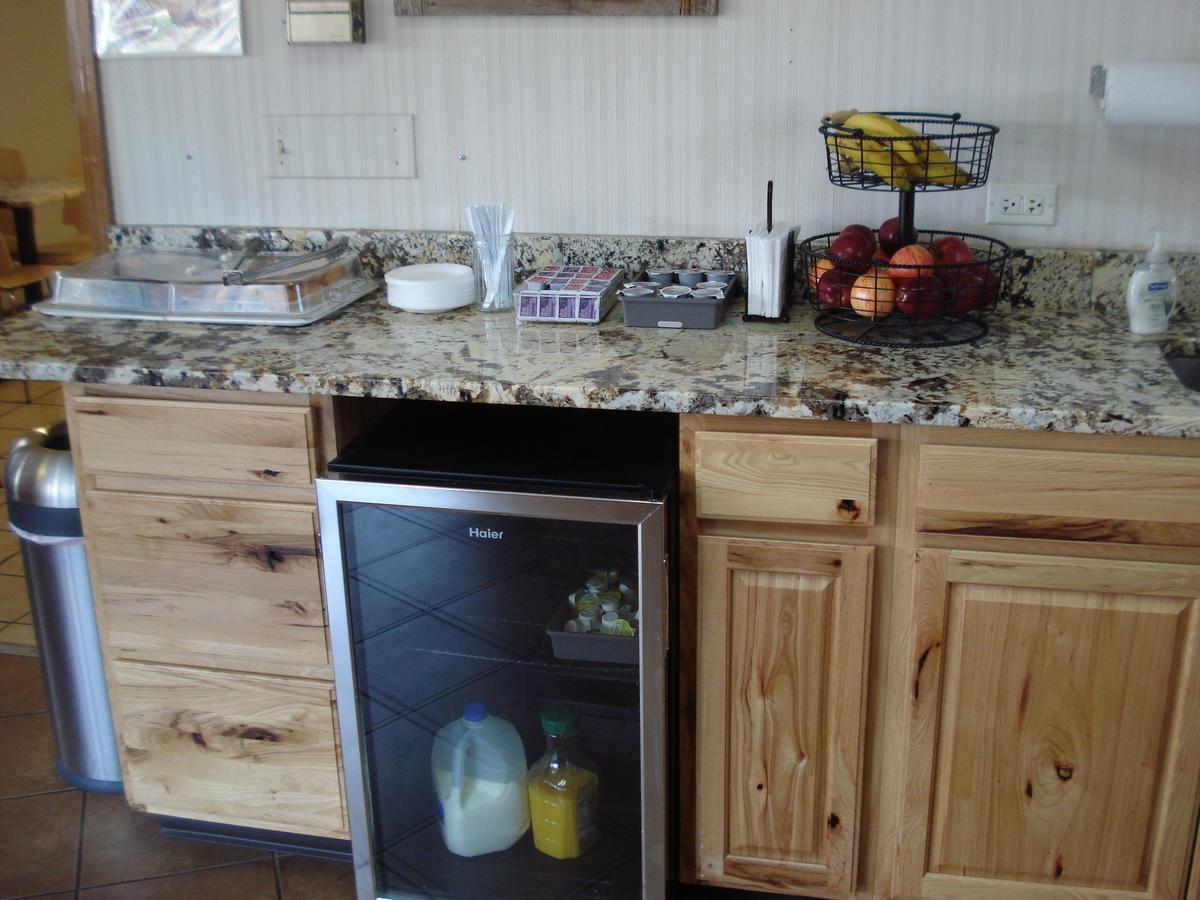 Hills Inn - photo 37