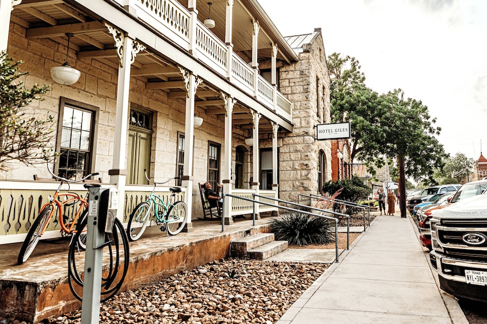 Hotel Giles - photo 51