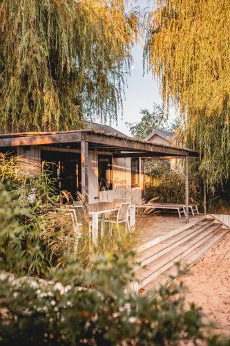 Le Phare — 4-Star Luxury Hotel in Ars-En-Re, France