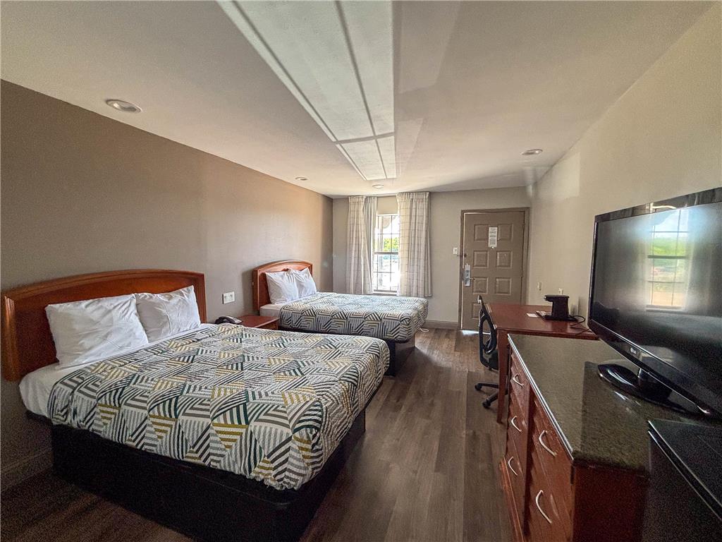 Spanish Trails Inn - photo 33