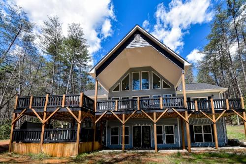 Blue Sky - carbon neutral hotel in Elkins