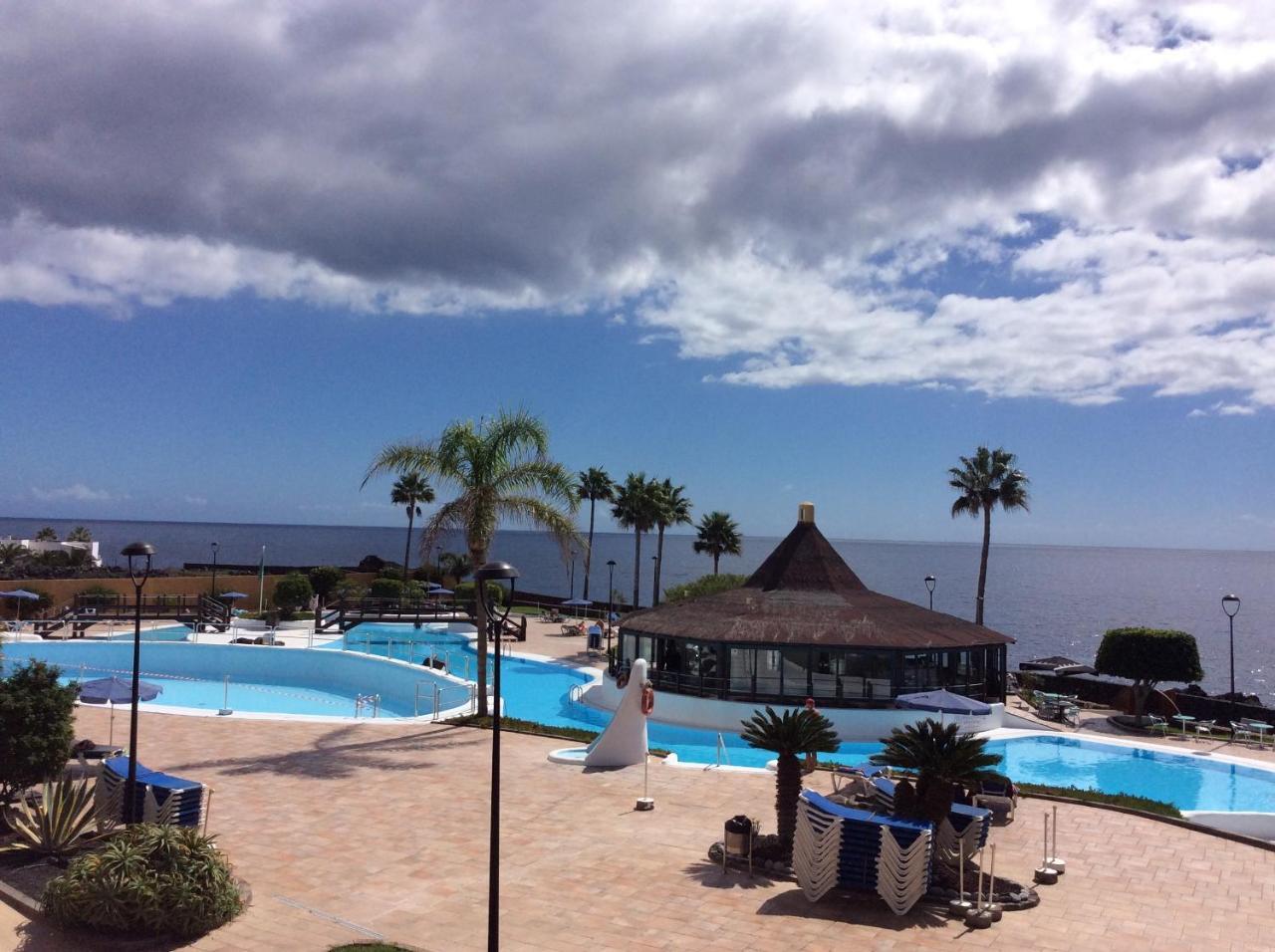 Rocas Del Mar With Heated Pool And Double Terrace — Arona