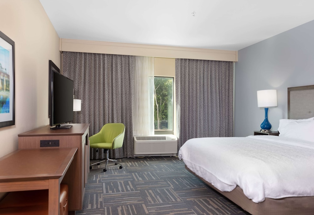 Hampton Inn Wetumpka - photo 11
