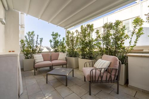 Civico40 Suite — 4-Star Luxury Hotel in Locorotondo, Italy