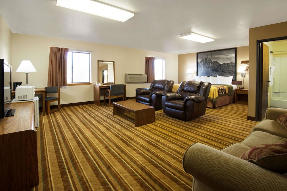Super 8 by Wyndham Las Cruces White Sands Area - photo 8