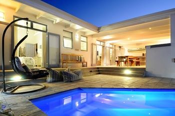 Driftwood Kenton on Sea