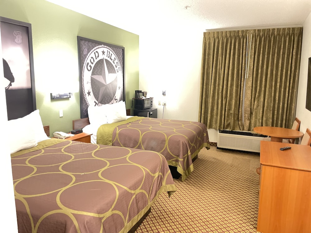Super 8 by Wyndham Fort Worth Downtown South - photo 15