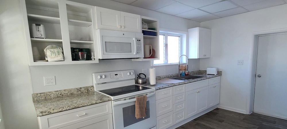 Hotel on Magnolia East - photo 20
