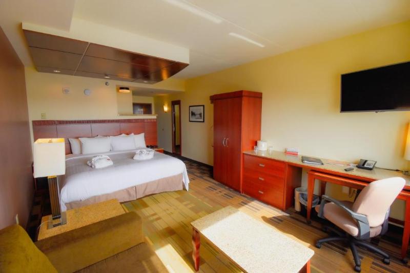 Canad Inns Destination Center Grand Forks - photo 24