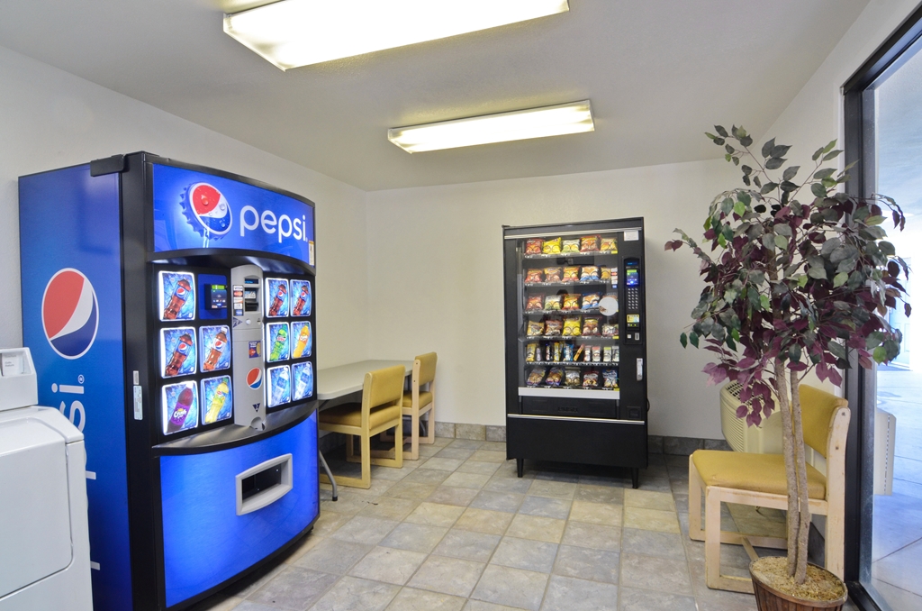 Motel 6 Palm Springs CA East Palm Canyon - photo 57