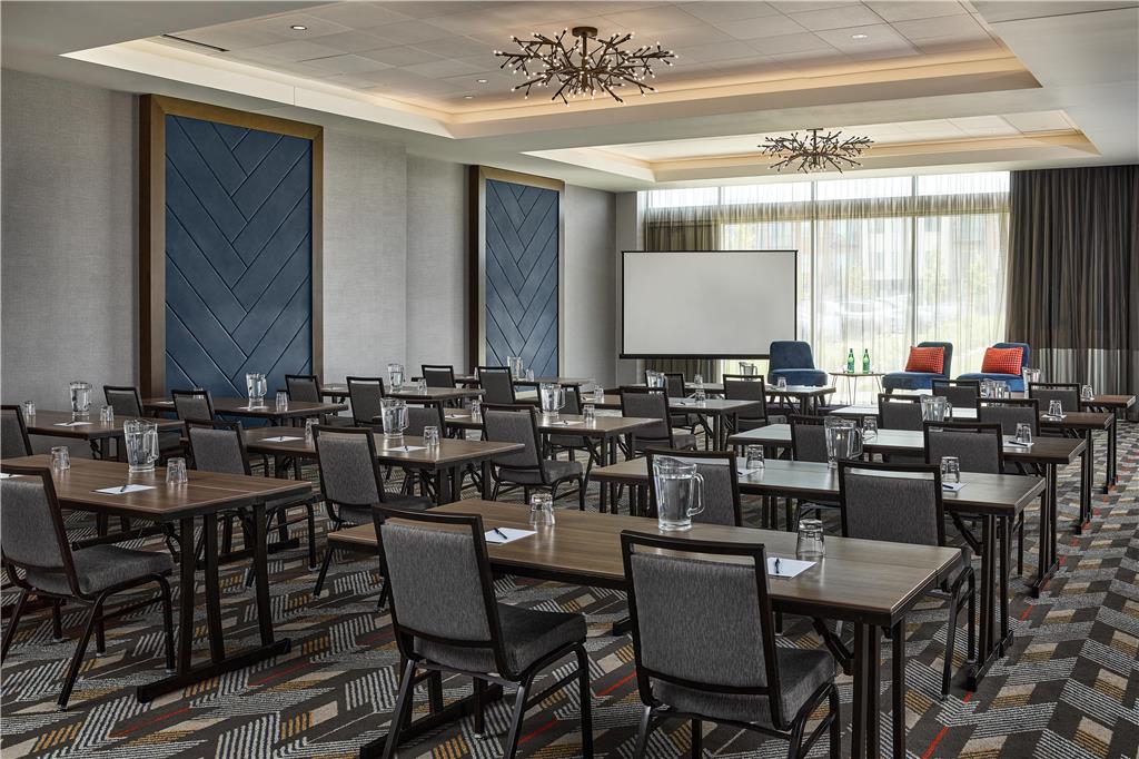 Hyatt Place Peña Station Denver Airport - photo 16
