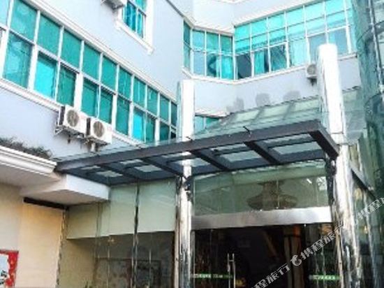 La Providence - carbon neutral hotel in Unknown City