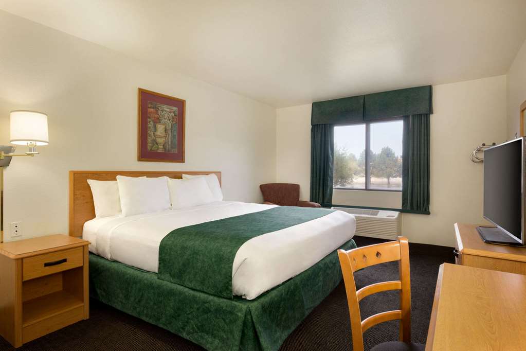 Travelodge by Wyndham Alpine - photo 11
