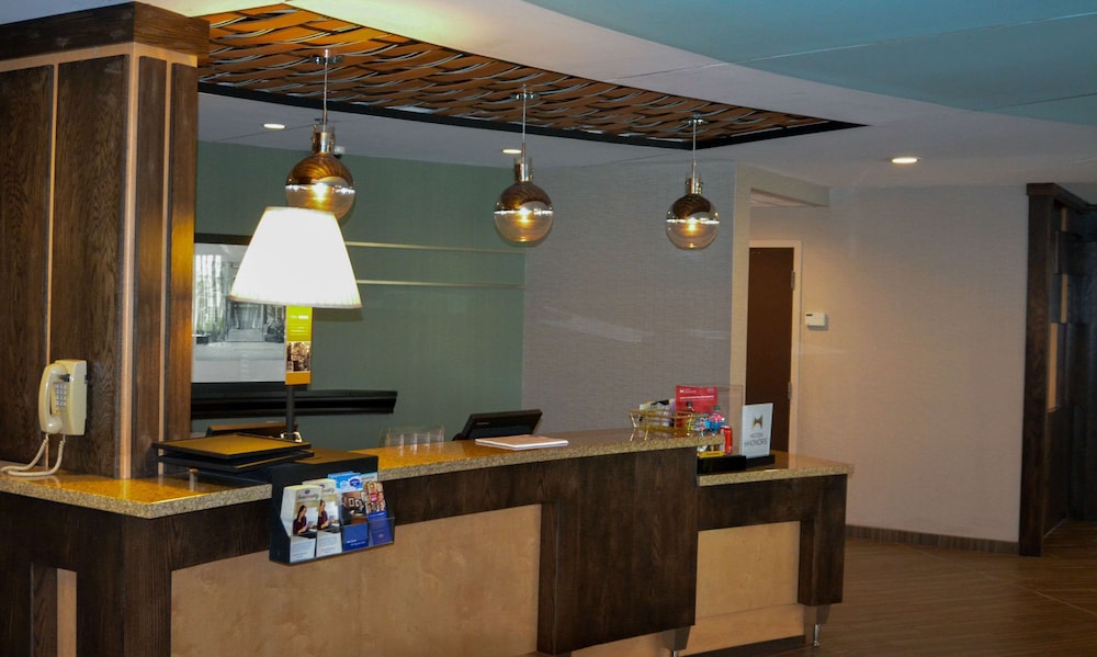 Hampton Inn Perry - photo 5