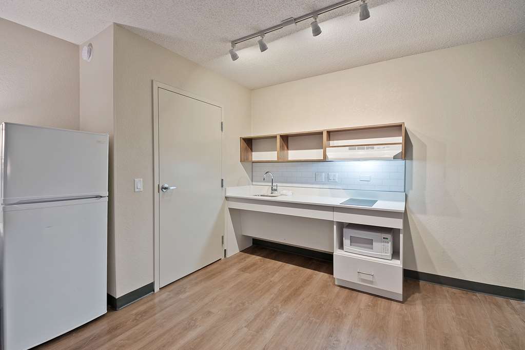 Extended Stay America Suites Miami Airport Blue Lagoon - photo 16