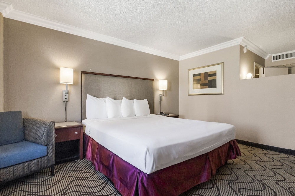 Jack London Inn - photo 15