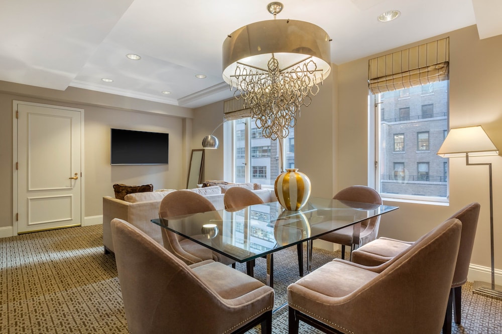Omni Berkshire Place - photo 37