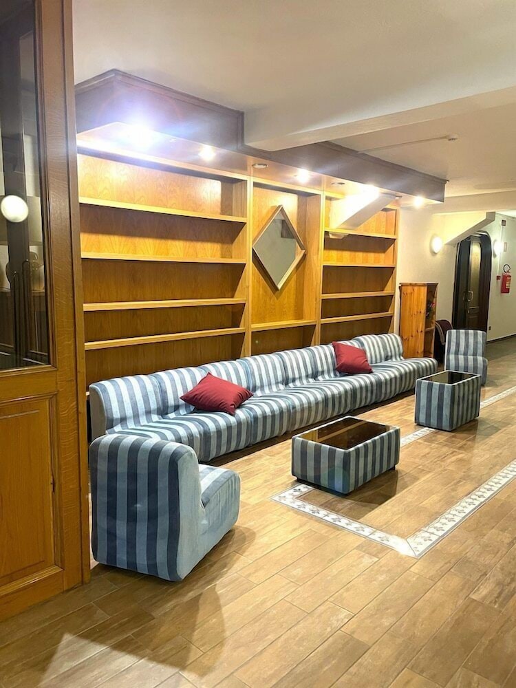 Hotel Du Soleil — Mongnod — photo 2