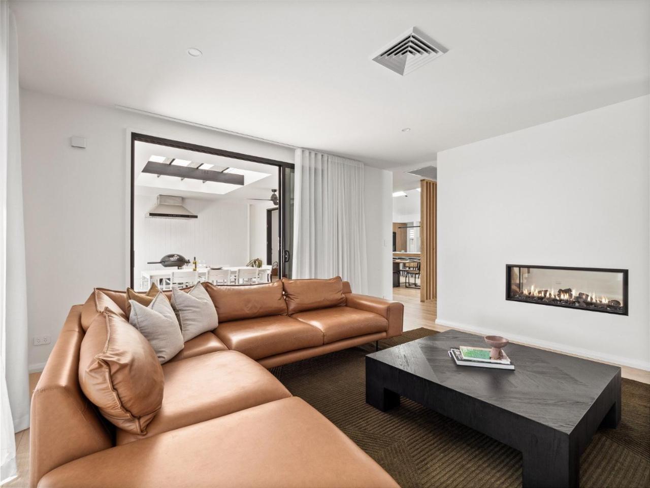 Amila central location with designed spaces — Dunsborough — photo 3