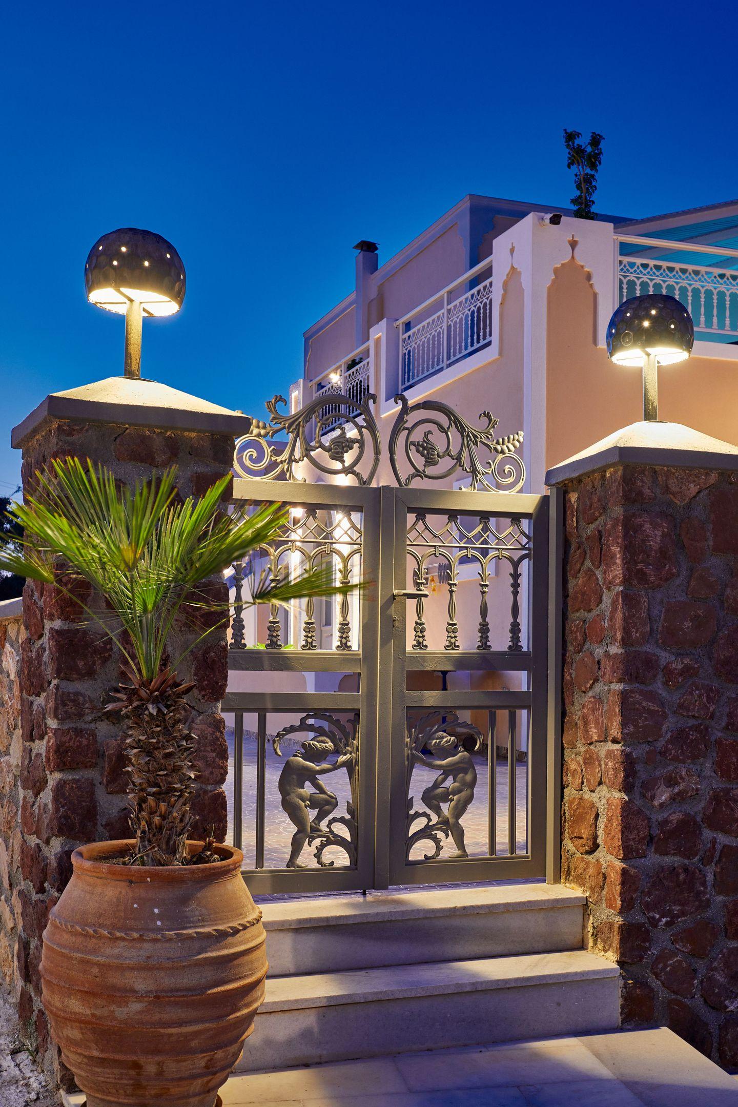 Blue Sea Hotel in Lakki, Greece