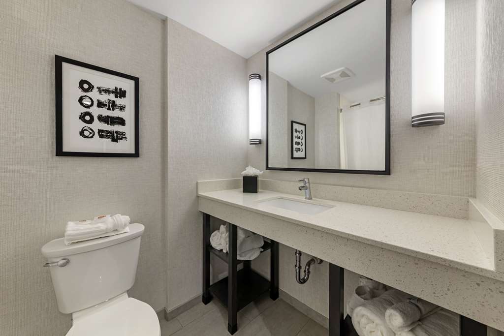Comfort Inn & Suites Miami International Airport - photo 18